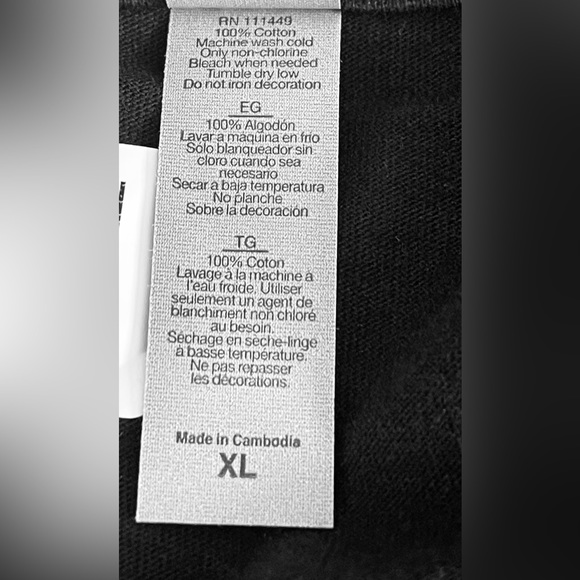 Next Level apparel ,  Men's T-shirt, Boston Terrier. Dark blue color . New - Picture 5 of 6